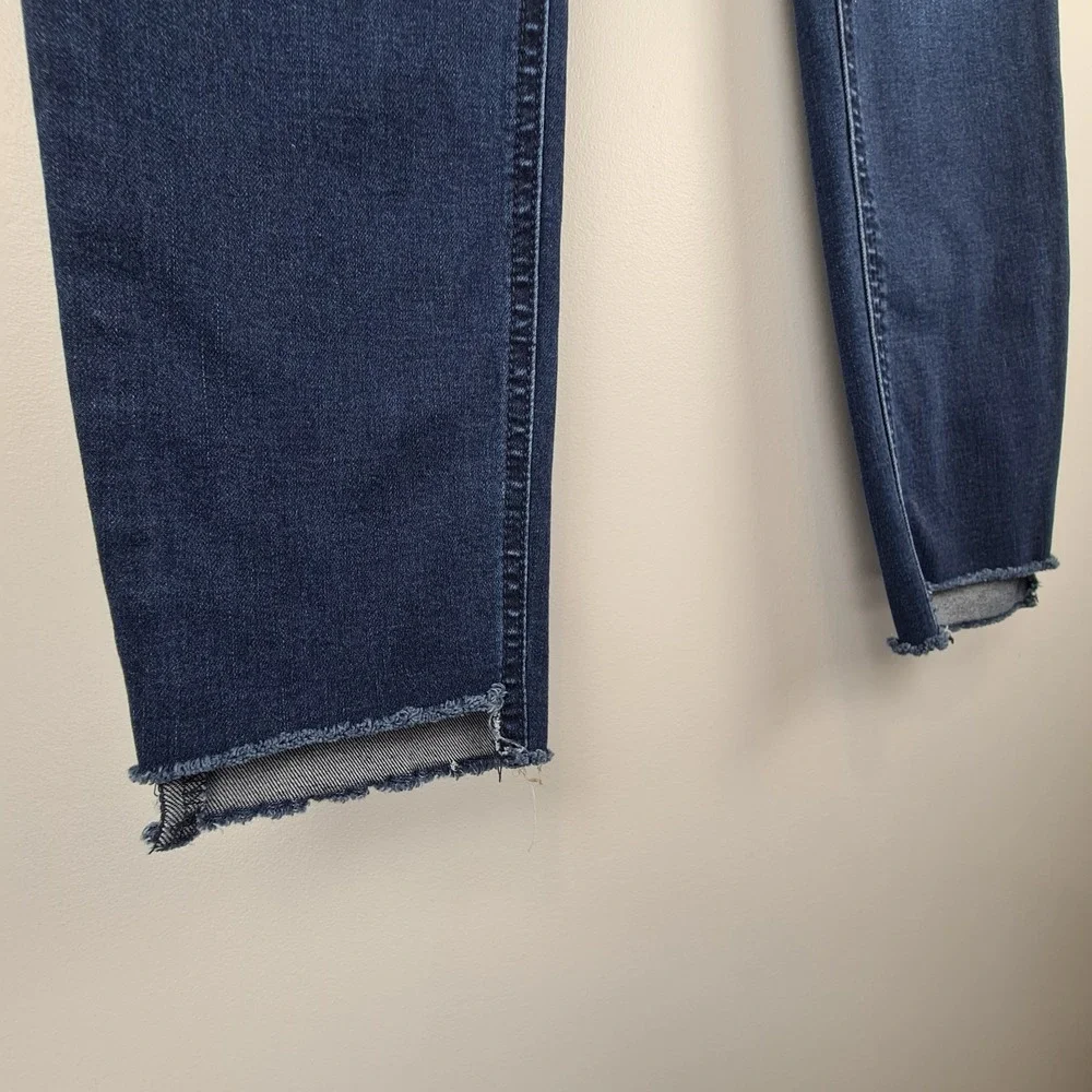 Old Navy Rockstar Super‎ Skinny Ankle Jeans Women's Size 4 Blue Mid Rise Raw Hem